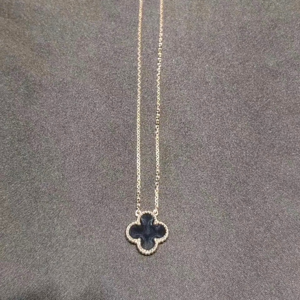 Van Cleef &Arpels Necklace